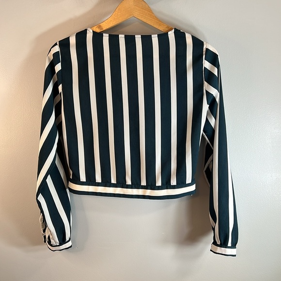 CRISS CROSS CROPPED STRIPED BLOUSE BY Diesel Size Small - Picture 7 of 9